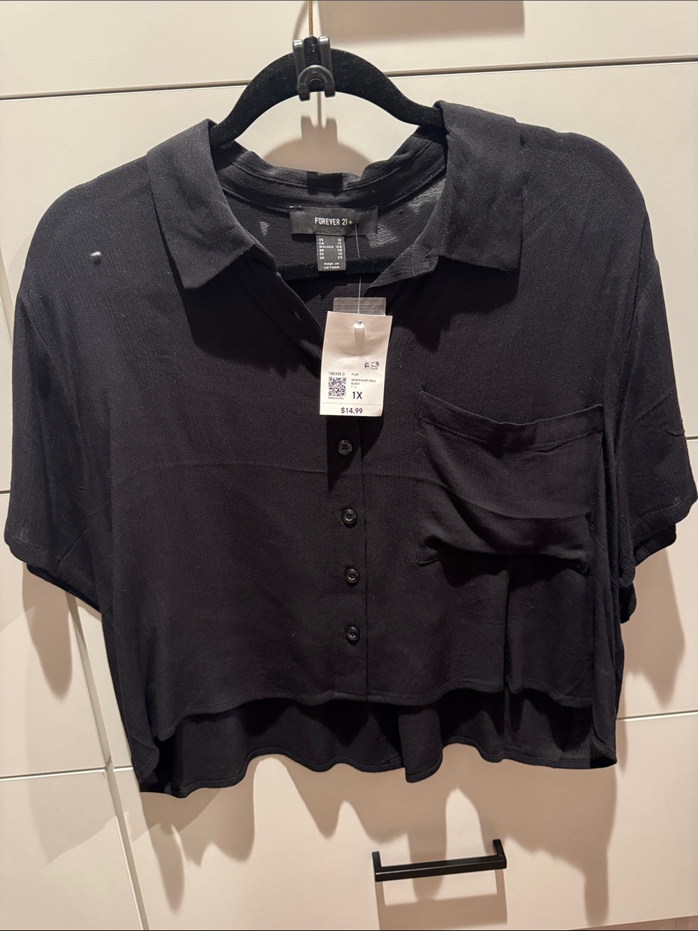 Forever 21 Black Boxy Cropped Button-Down Shirt